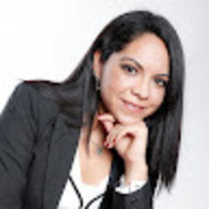 Meet your Posher, Raquel